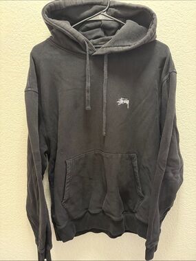 Stussy Men's Black Pullover Hoodie with White Script Logo